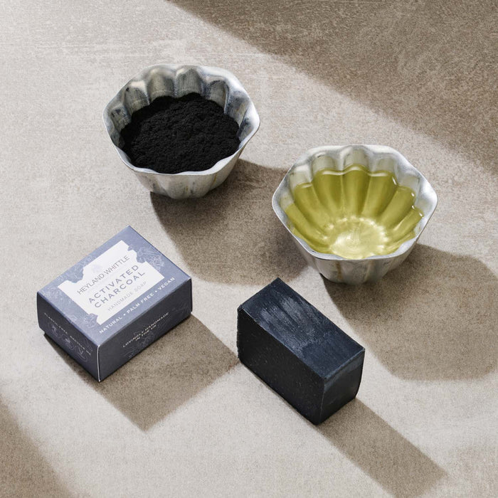 Activated Charcoal Palm Free Mini Favour Soap 45g